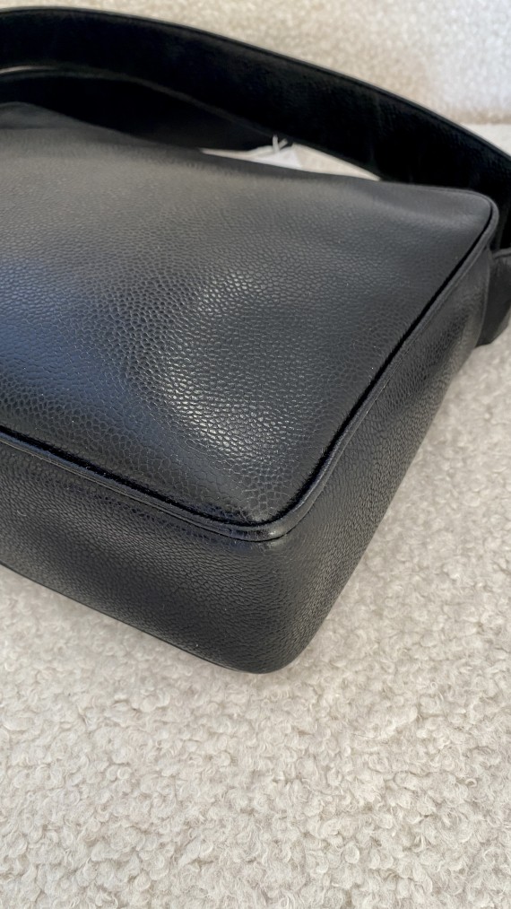 Chanel Shoulder Bag Caviar Leather