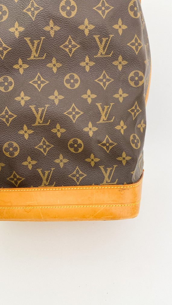 Louis Vuitton Noé GM Shoulder Bag