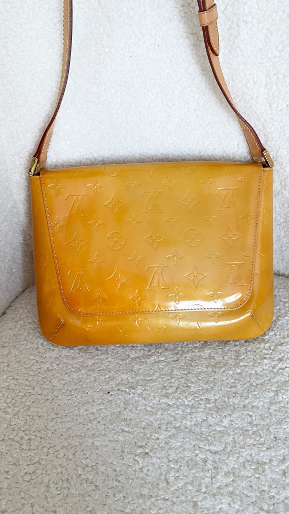 Louis Vuitton Vernis Shoulder Bag