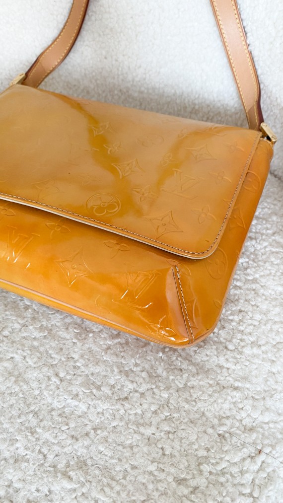 Louis Vuitton Vernis Shoulder Bag