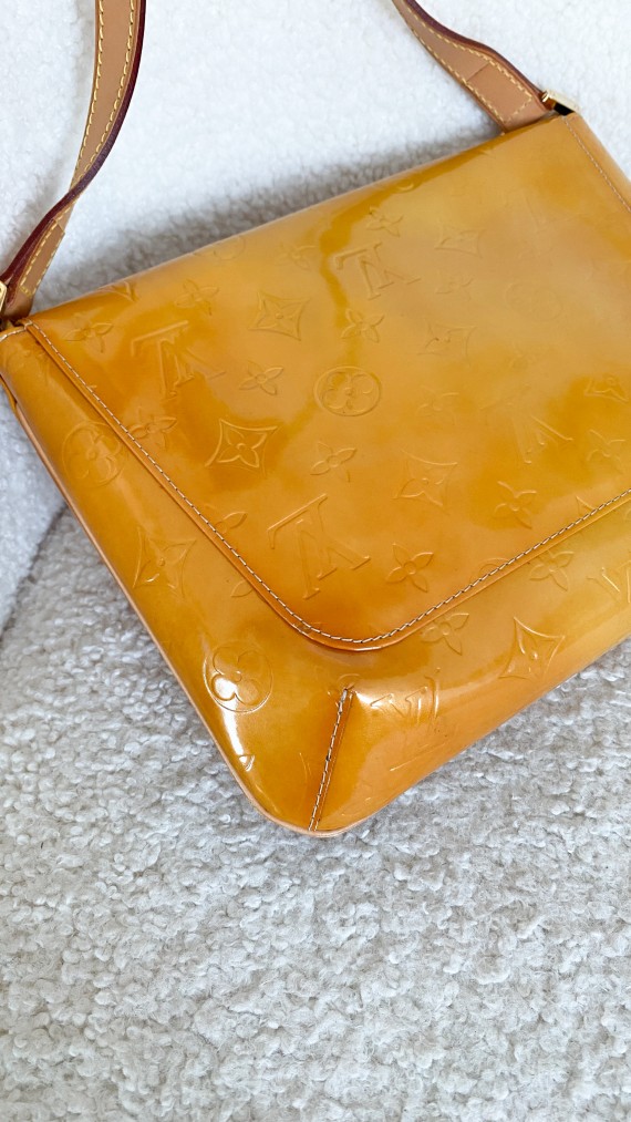 Louis Vuitton Vernis Shoulder Bag