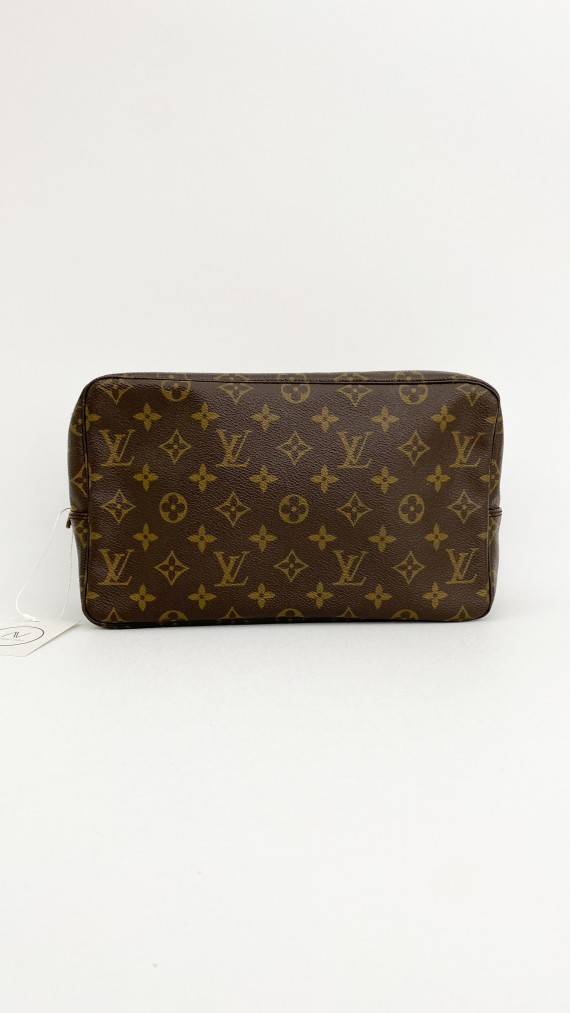 Louis Vuitton Toalett Mappe Size 28