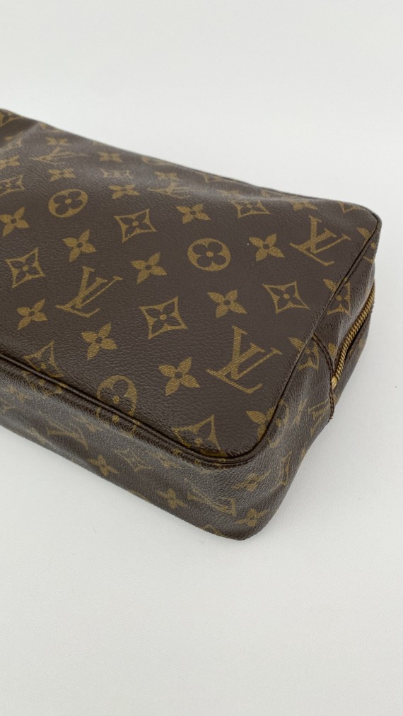 Louis Vuitton Toalett Mappe Size 28