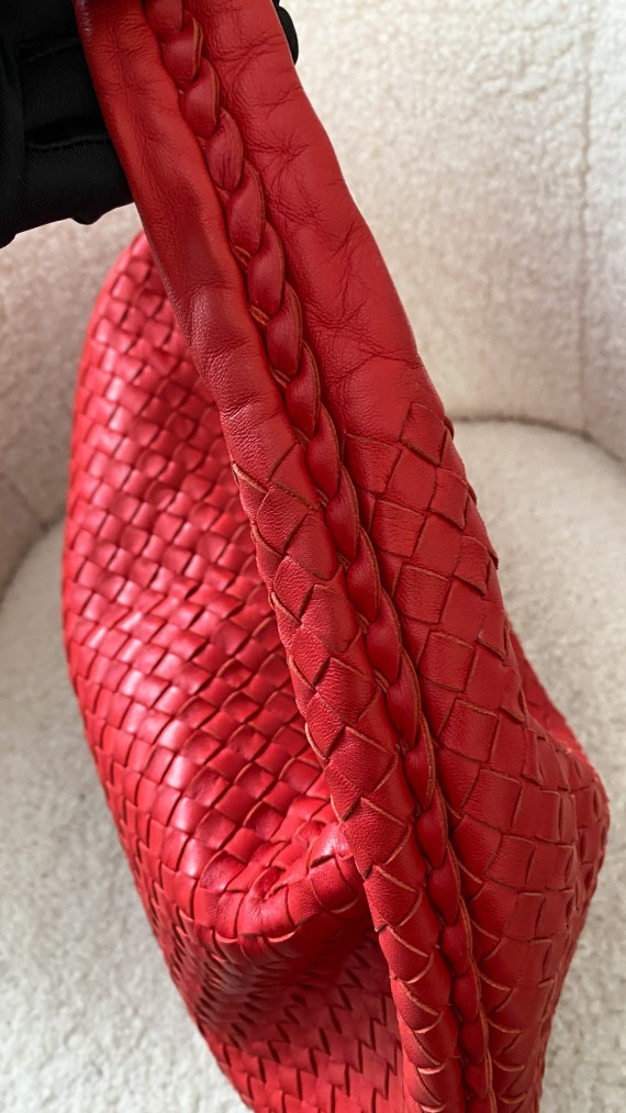Bottega Veneta Hobo Bag Size Large