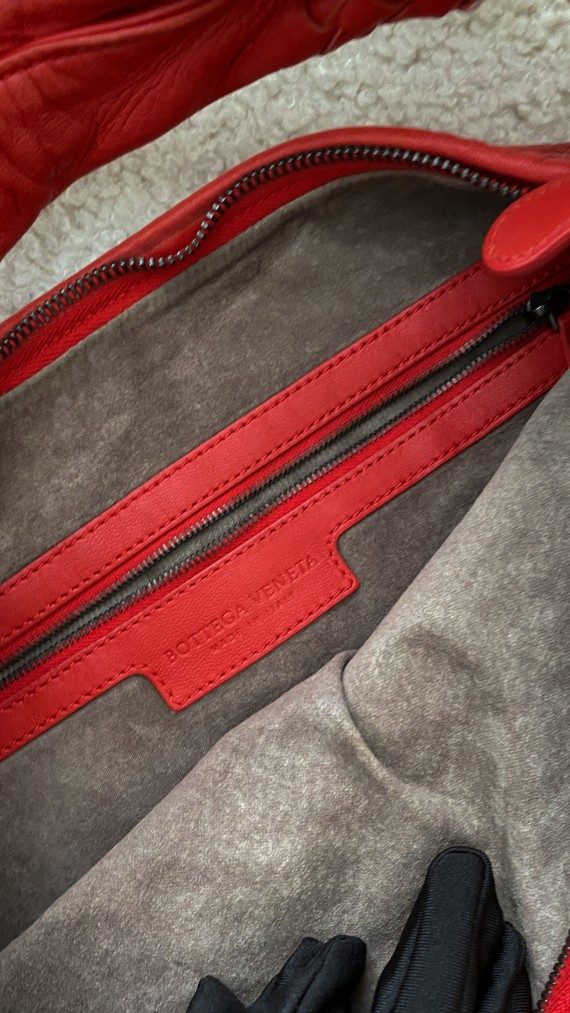 Bottega Veneta Hobo Bag Size Large