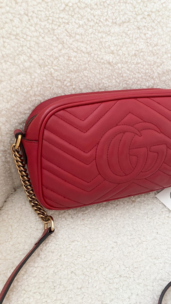 Gucci Marmont Shoulder Bag Size Small