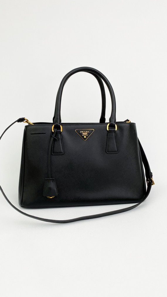 Prada Saffiano Galleria Shoulder Bag