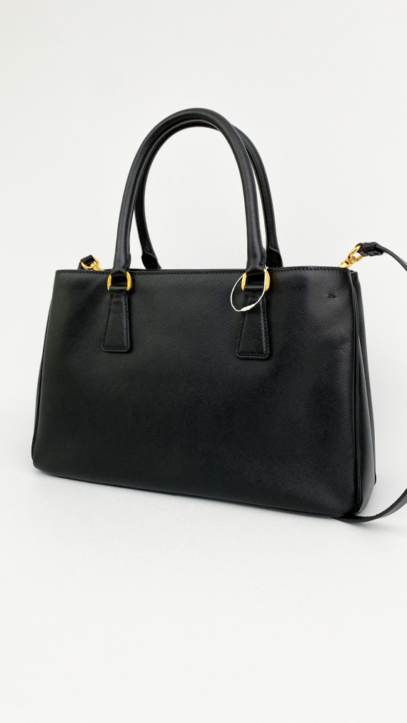 Prada Saffiano Galleria Shoulder Bag