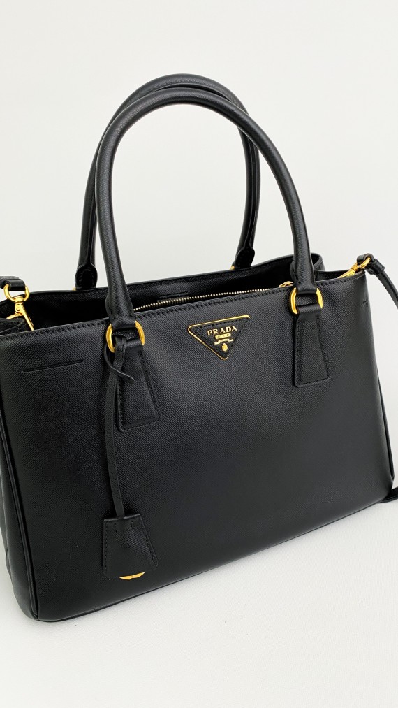 Prada Saffiano Galleria Shoulder Bag