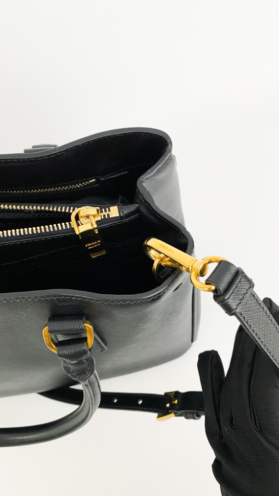 Prada Saffiano Galleria Shoulder Bag