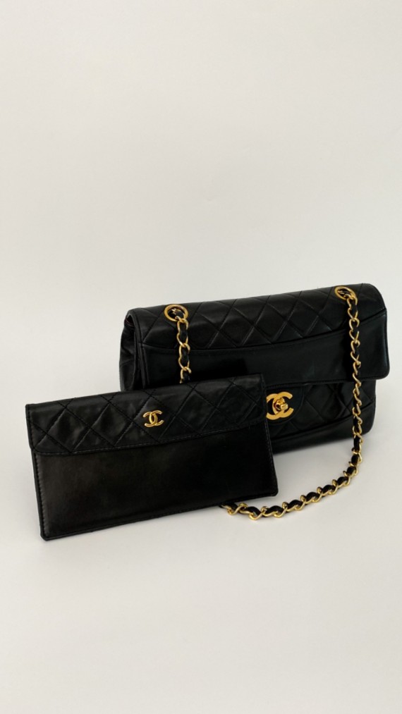 Chanel Classic Flap Bag m. Lommbok