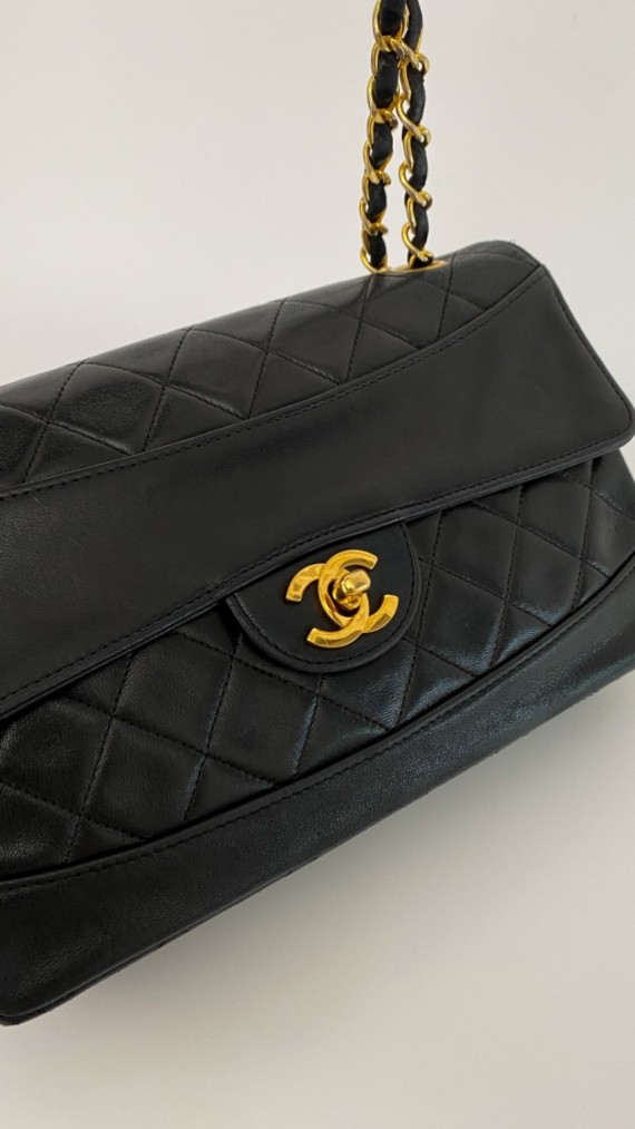 Chanel Classic Flap Bag m. Lommbok