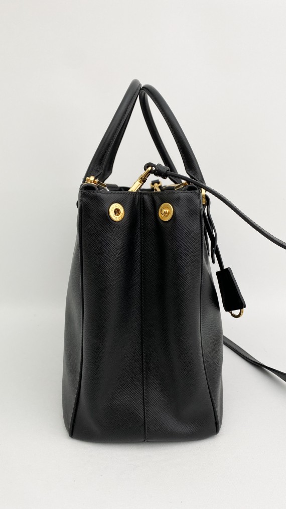 Prada Saffiano Bag Size Medium