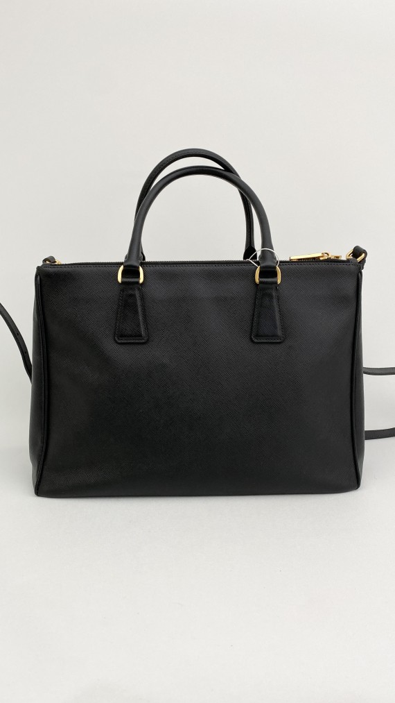 Prada Saffiano Bag Size Medium