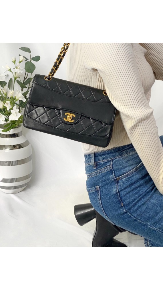 Chanel Classic Flap Bag m. Lommbok