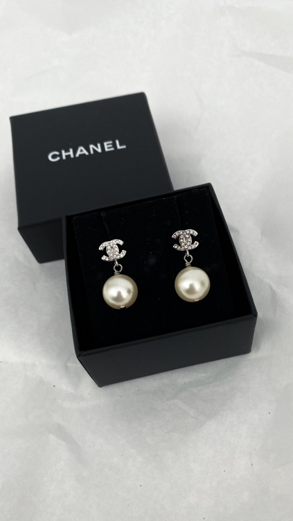 Chanel Øredobber