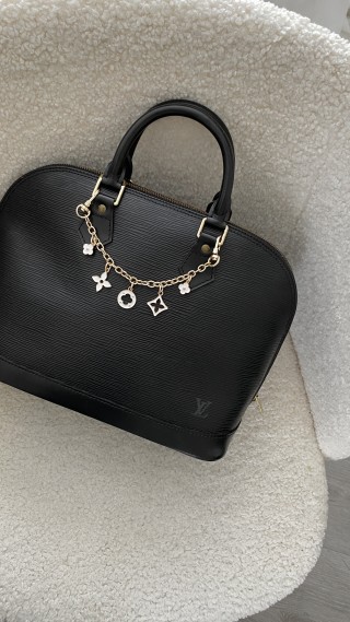 Louis Vuitton Epi Alma PM Bag
