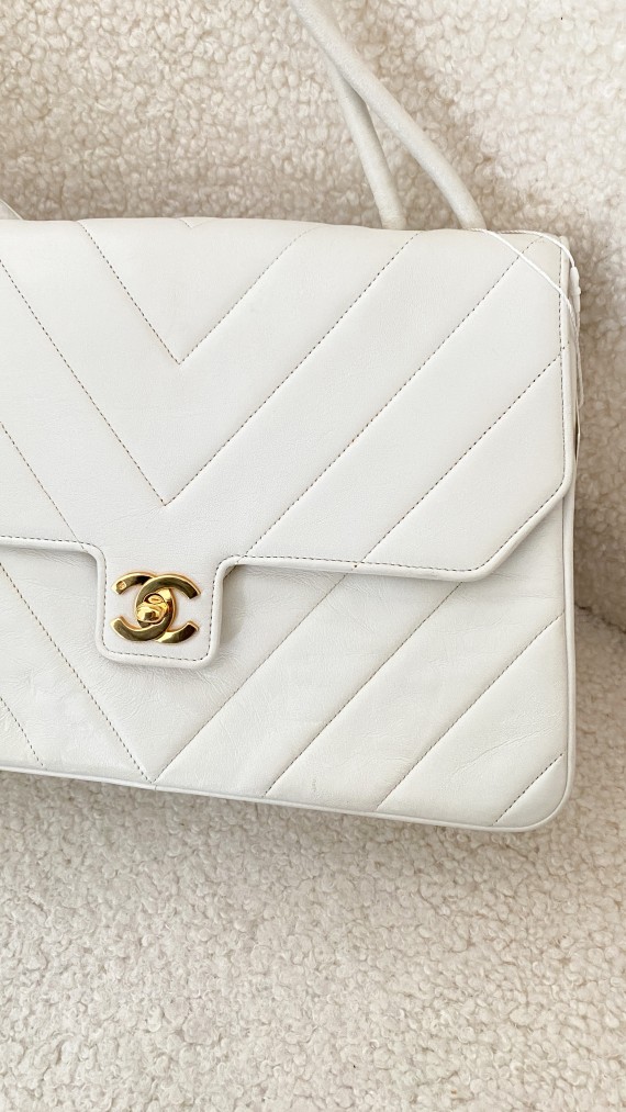Vintage Chanel Shoulder Bag