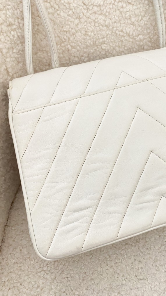 Vintage Chanel Shoulder Bag