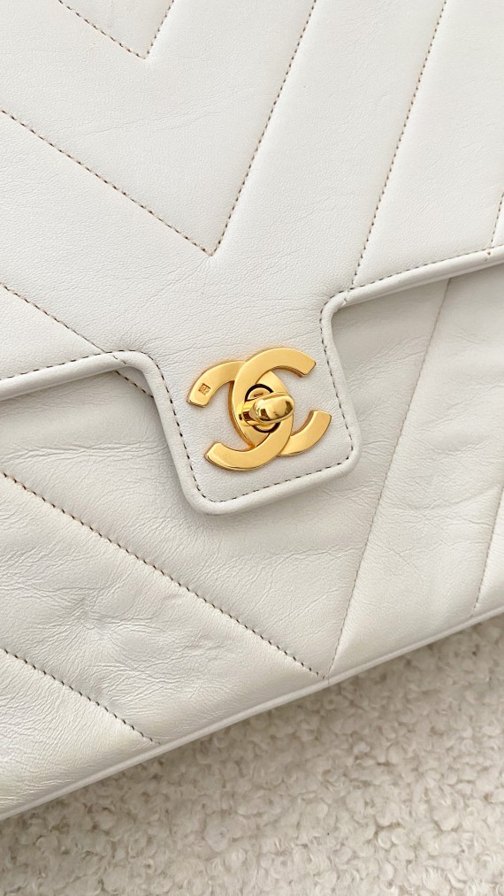 Vintage Chanel Shoulder Bag