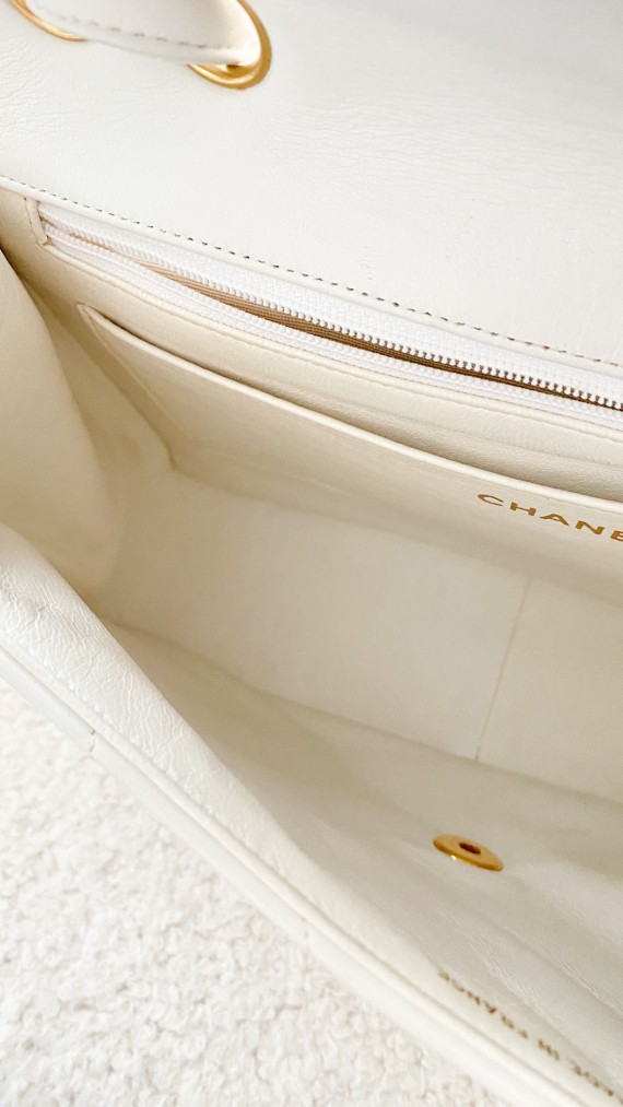 Vintage Chanel Shoulder Bag