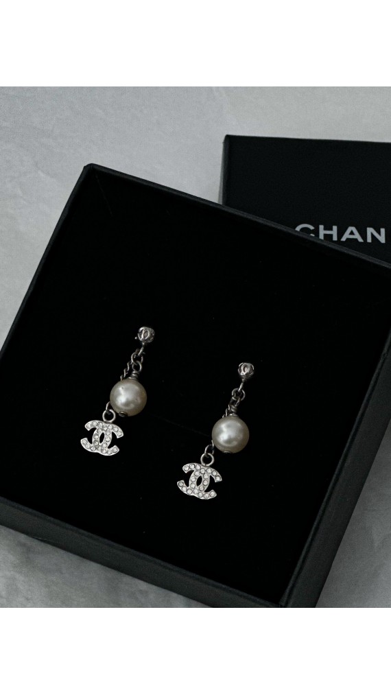 Chanel Øredobber