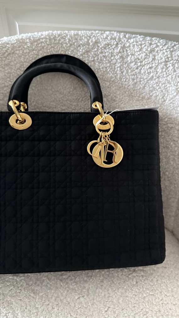 Lady Dior Size Large