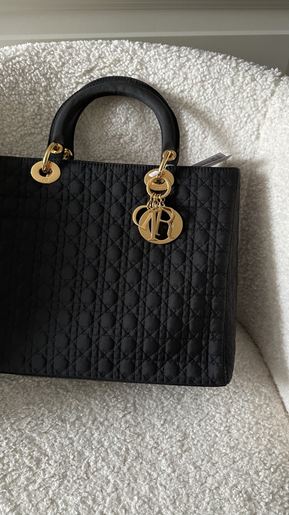 Lady Dior Size Large