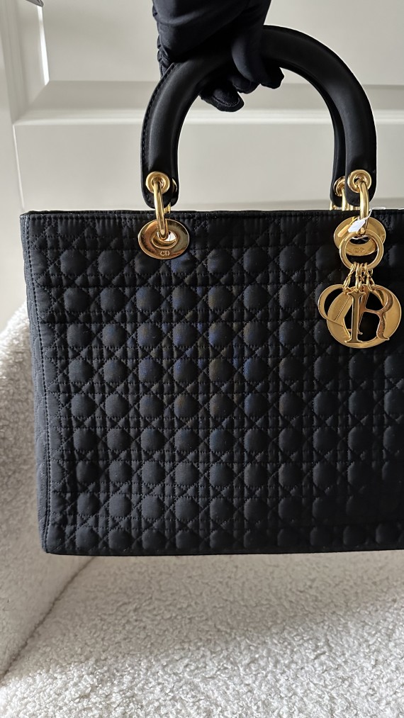 Lady Dior Size Large