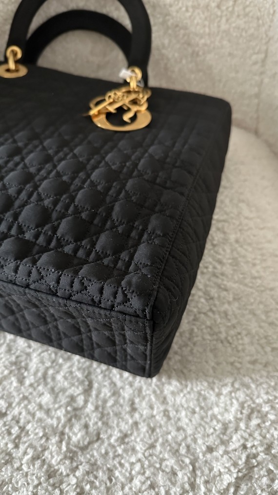 Lady Dior Size Large