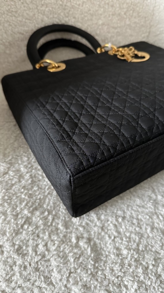 Lady Dior Size Large