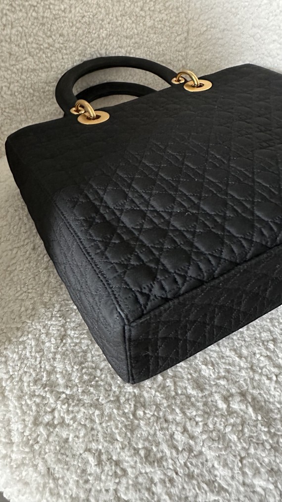 Lady Dior Size Large