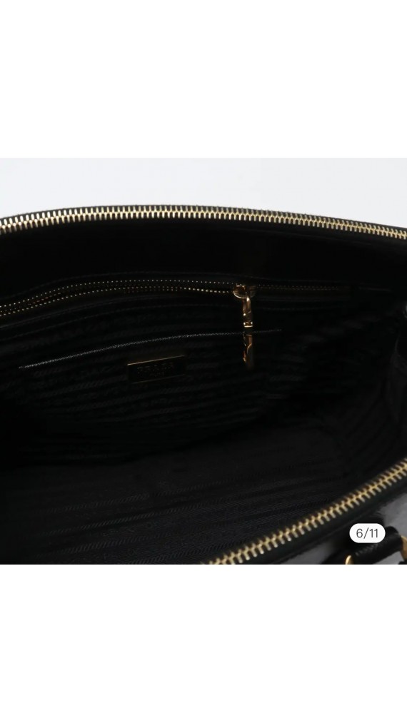 Prada Saffiano Bag Size Medium