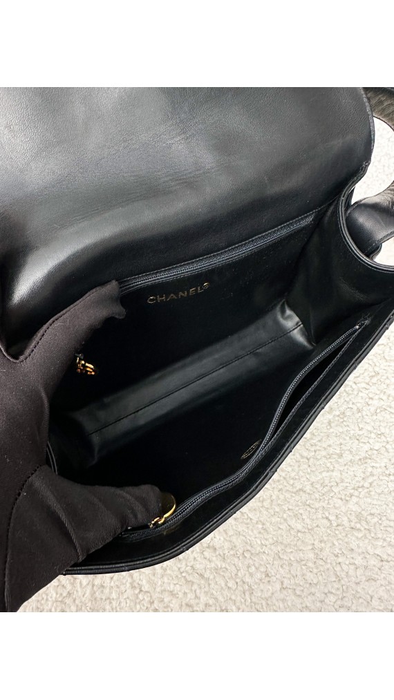 Vintage Chanel Single Bag