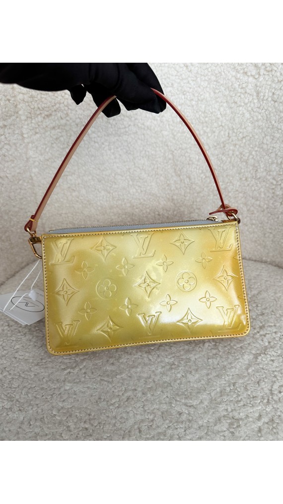 Louis Vuitton Vernis Pochette Bag