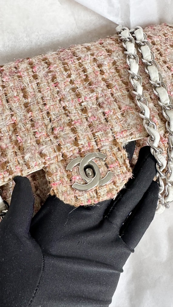 Chanel Tweed Classic Double Flap Size Medium