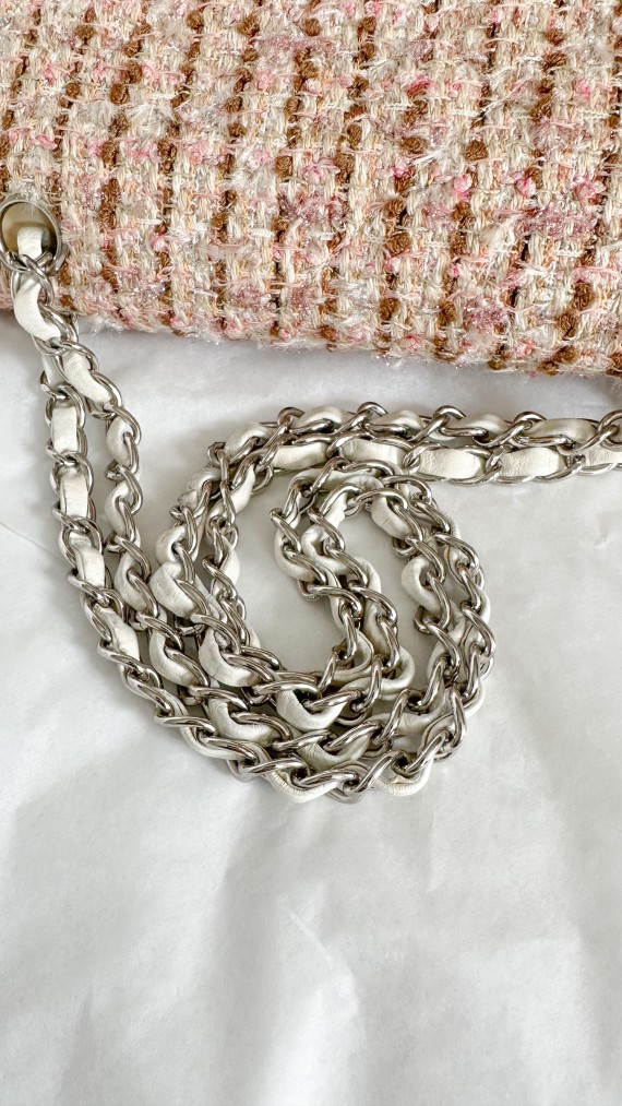 Chanel Tweed Classic Double Flap Size Medium