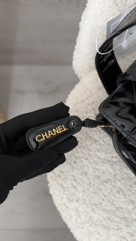 Chanel Shoulder Bag i Patent Leather