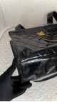 Chanel Shoulder Bag i Patent Leather