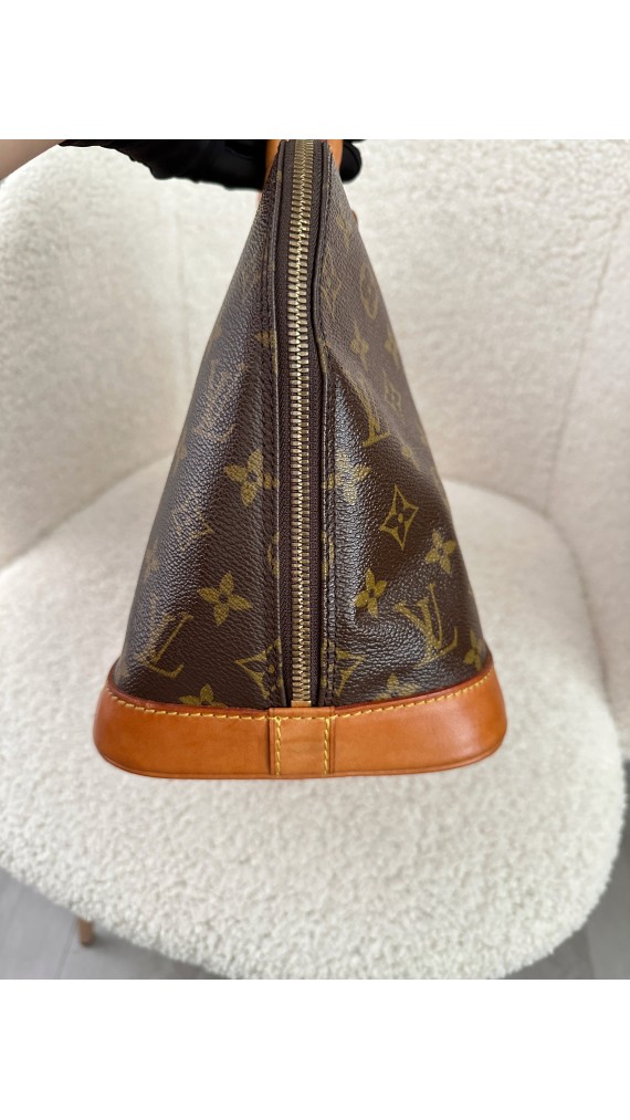 Louis Vuitton Alma PM Bag