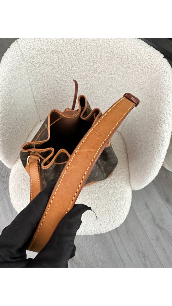 Louis Vuitton Noé Shoulder Bag