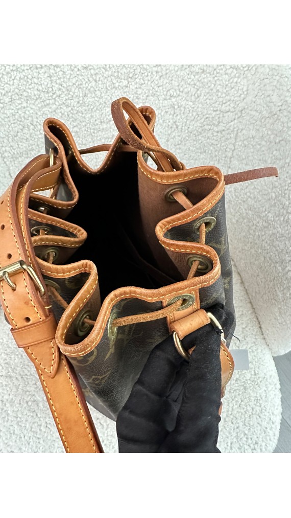 Louis Vuitton Noé Shoulder Bag