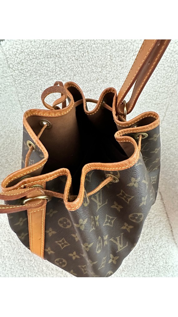 Louis Vuitton Noé Shoulder Bag