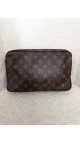 Louis Vuitton Toalettmappe Size 28