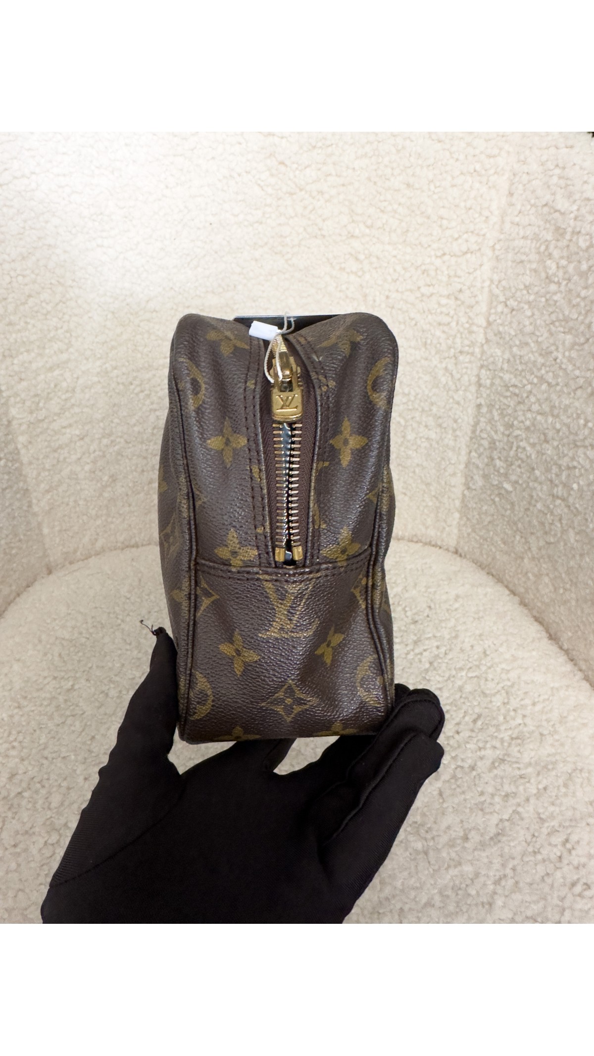 Louis Vuitton Toalett Mappe Size 28