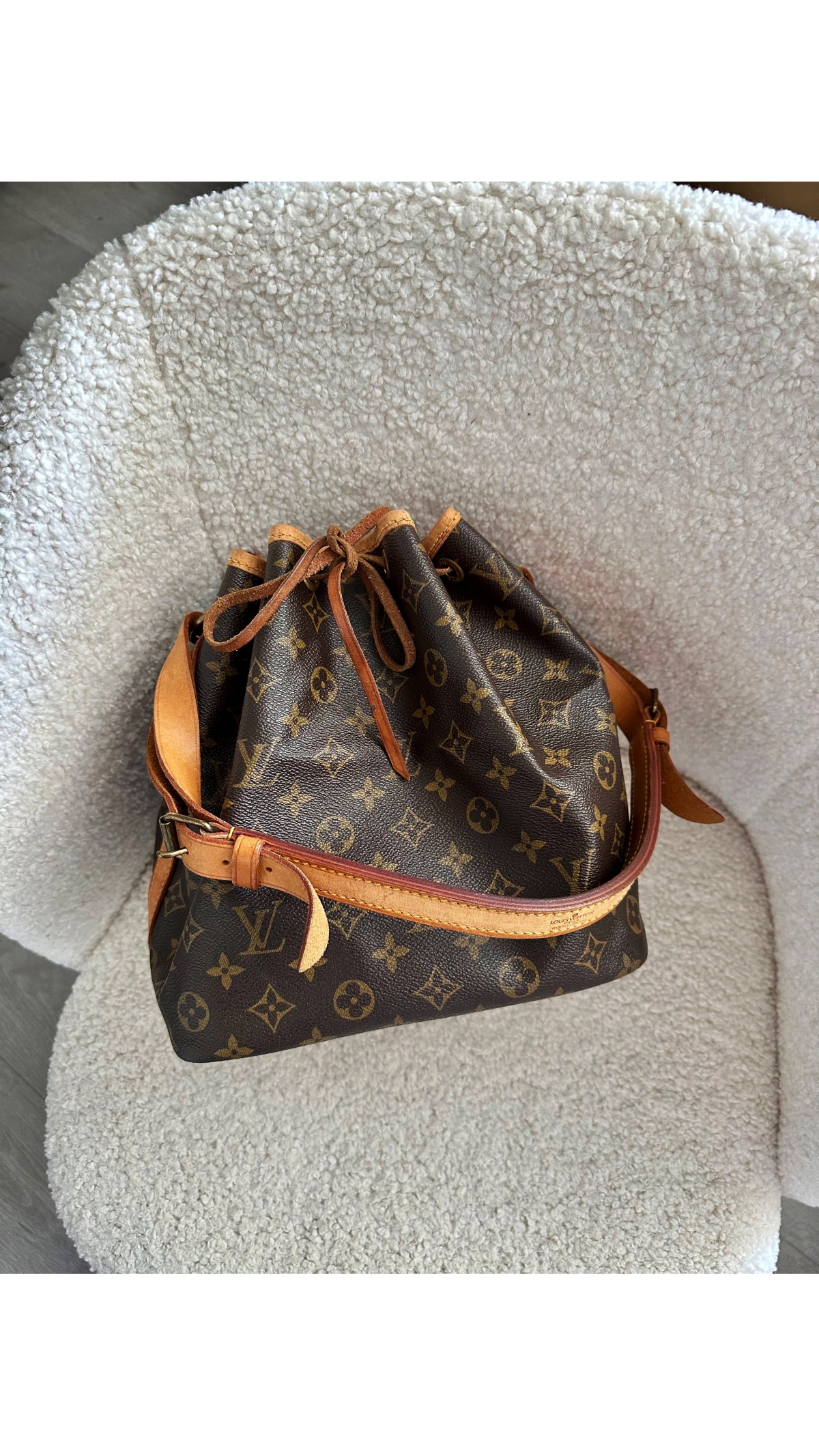 louis-vuitton noe petit