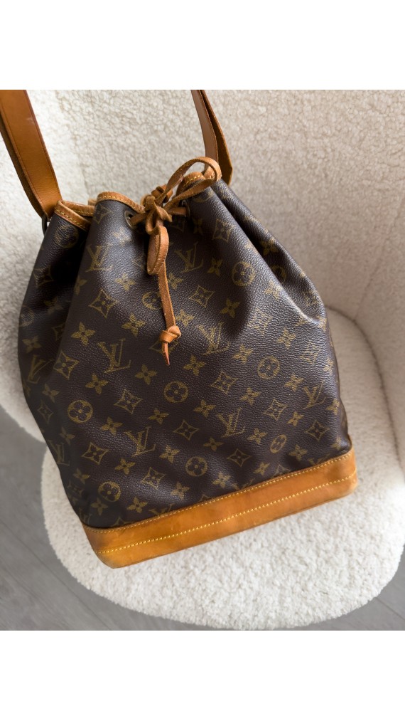 Louis Vuitton Noé GM Shoulder Bag