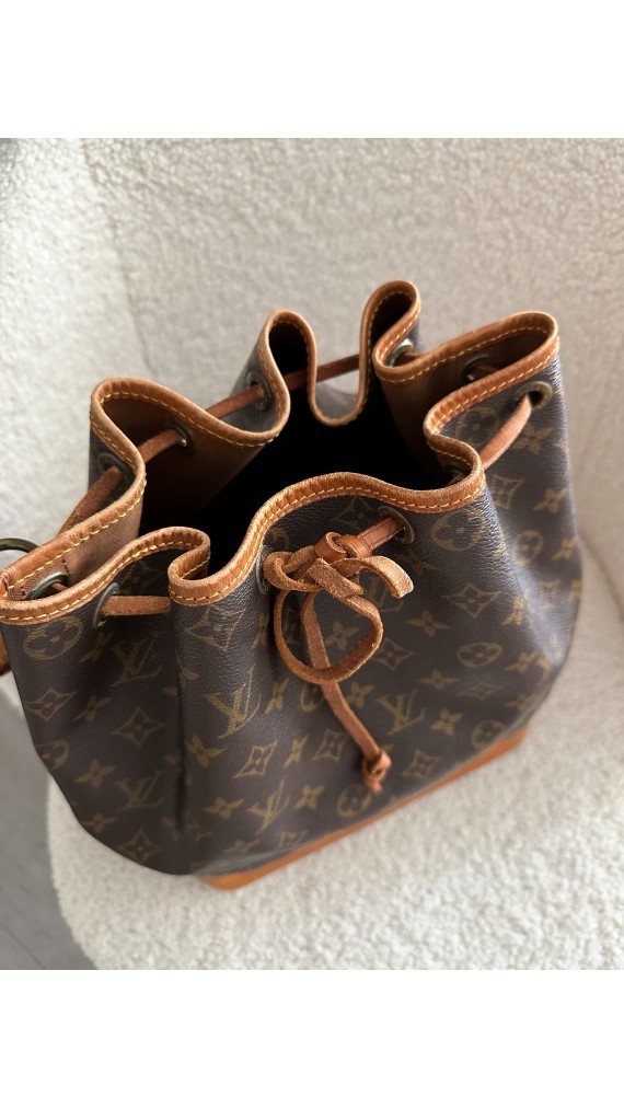 Louis Vuitton Noé GM Shoulder Bag