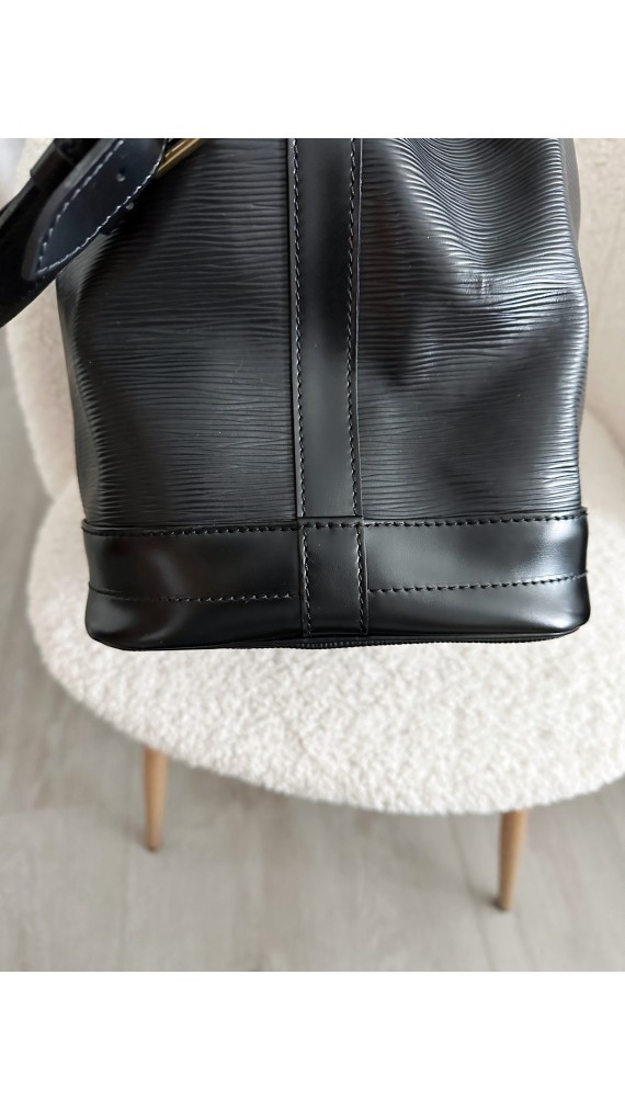 Louis Vuitton EPI Noé GM Bag