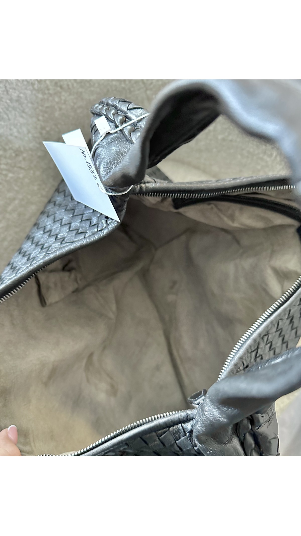 bottega veneta hobo bag sizes